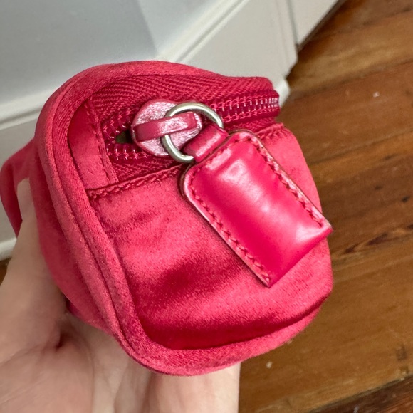 Prada Logo Pouch Cosmetics Red Nylon Leather Roll Out Authentic - Picture 5 of 15